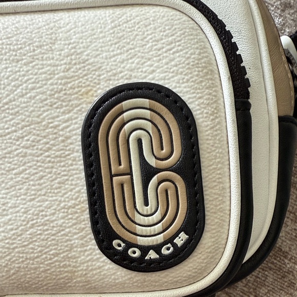 Coach White and Black Crossbody Bag - Picture 2 of 7